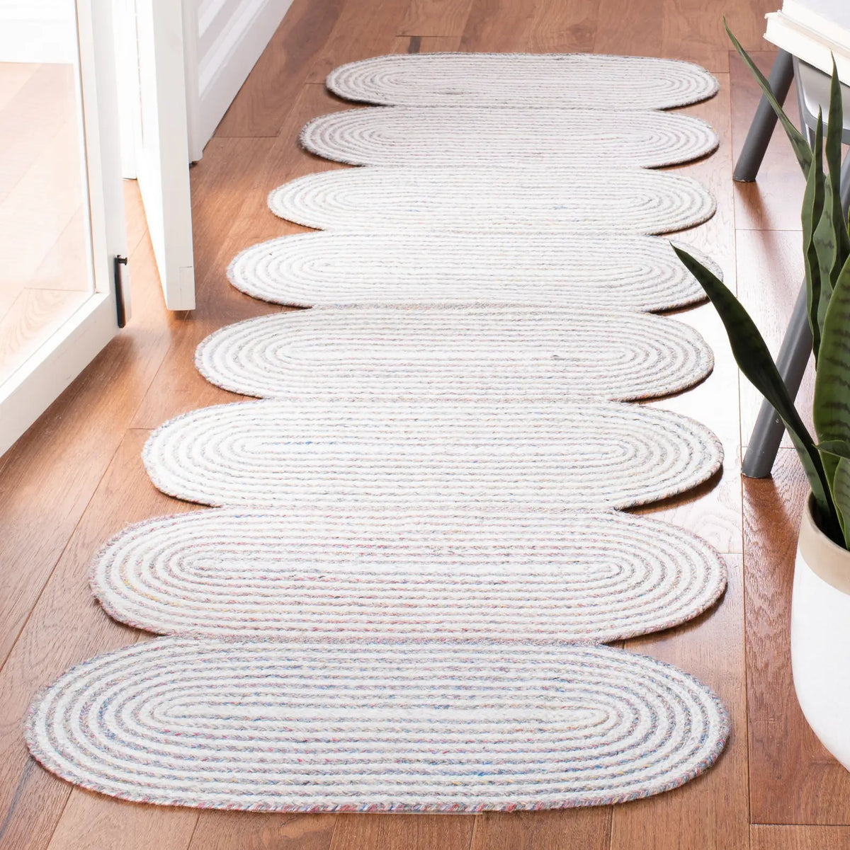 Safavieh Cape Cod 2'-3" x 8'-0" Rug in Ivory / Green