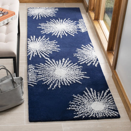 Safavieh Soho 2'-6" x 8'-0" Rug in Dark Blue / Ivory