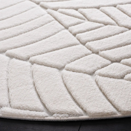 Safavieh Versailles 6'-0" x 6'-0" Rug in Ivory