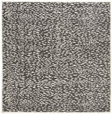Safavieh Marbella 6'-0" x 6'-0" Rug in Dark Grey / Ivory
