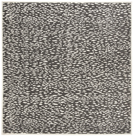 Safavieh Marbella 6'-0" x 6'-0" Rug in Dark Grey / Ivory