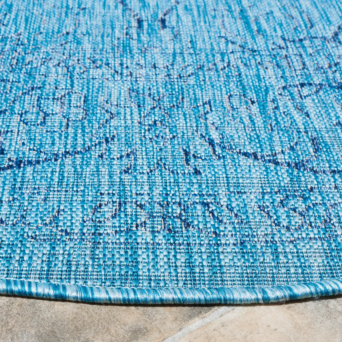 Safavieh Courtyard 6'-7" x 6'-7" Rug in Aqua / Navy