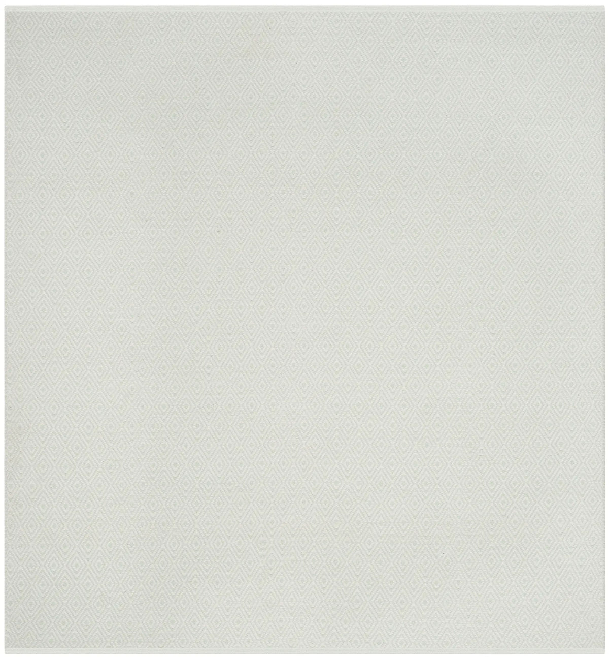 Safavieh Montauk 6'-0" x 6'-0" Rug in Ivory / Foam Green