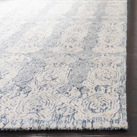 Safavieh Glamour 4'-0" x 6'-0" Rug in Blue / Ivory