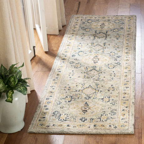Safavieh Aspen 2'-3" x 11'-0" Rug in Moss / Ivory
