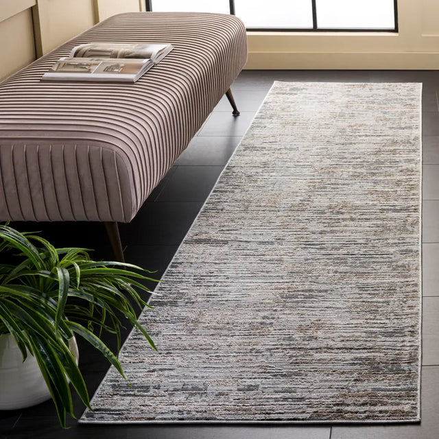 Safavieh Pearl 2'-2" x 8'-0" Rug in Grey / Beige