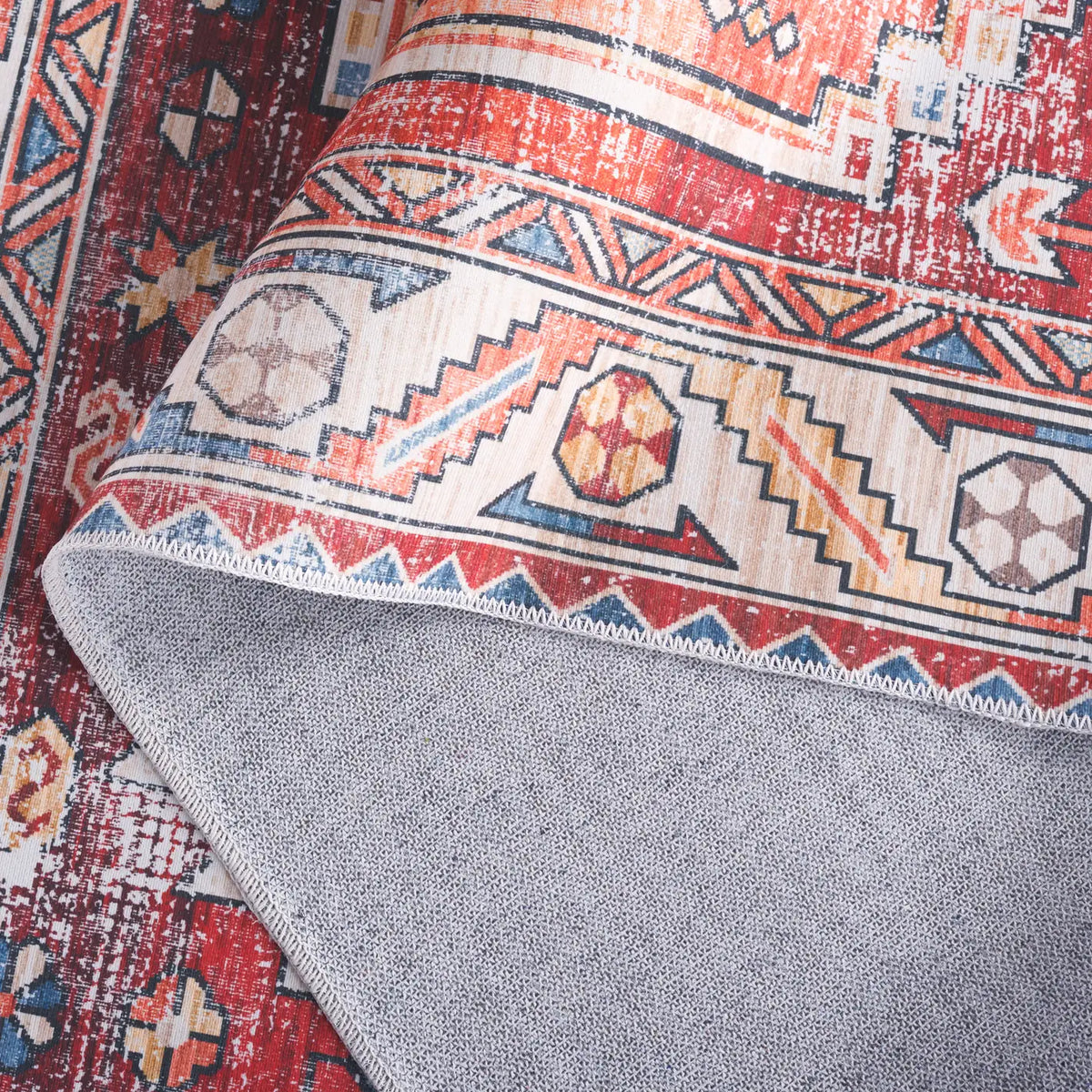 Safavieh Arizona 4'-0" x 6'-0" Rug in Red / Blue