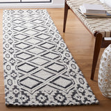 Safavieh Vermont 2'-3" x 8'-0" Rug in Ivory / Black