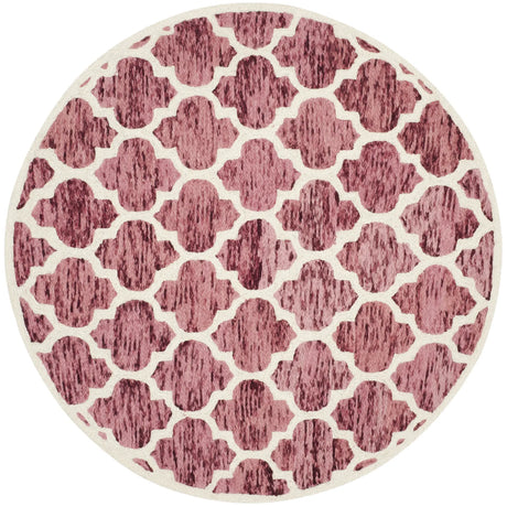 Safavieh Himalaya 6'-0" x 6'-0" Rug in Red / Ivory