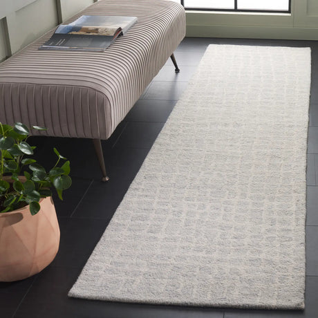 Safavieh Ebony 2'-3" x 9'-0" Rug in Ivory / Light Blue