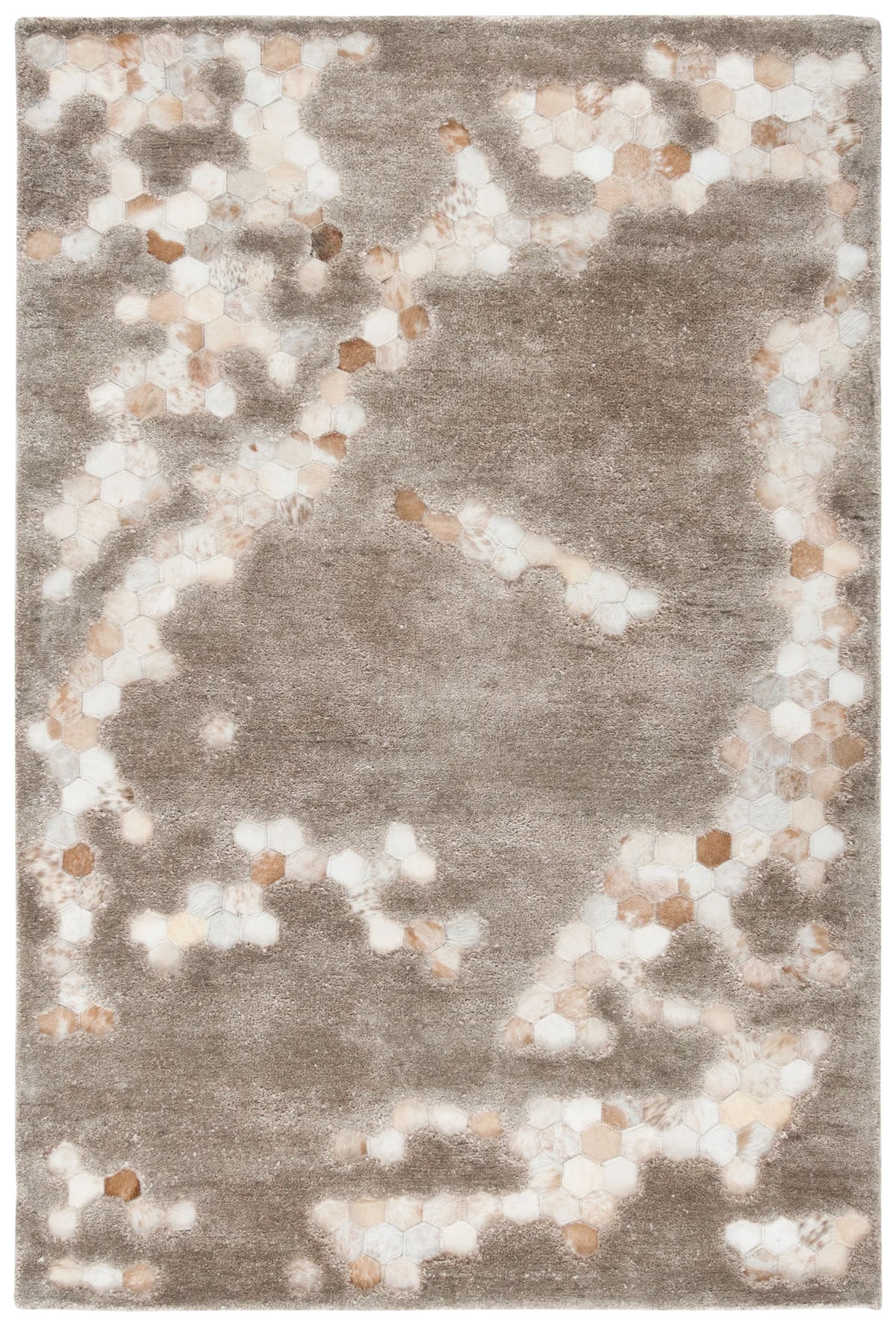 Safavieh Manhattan 4'-0" x 6'-0" Rug in Taupe