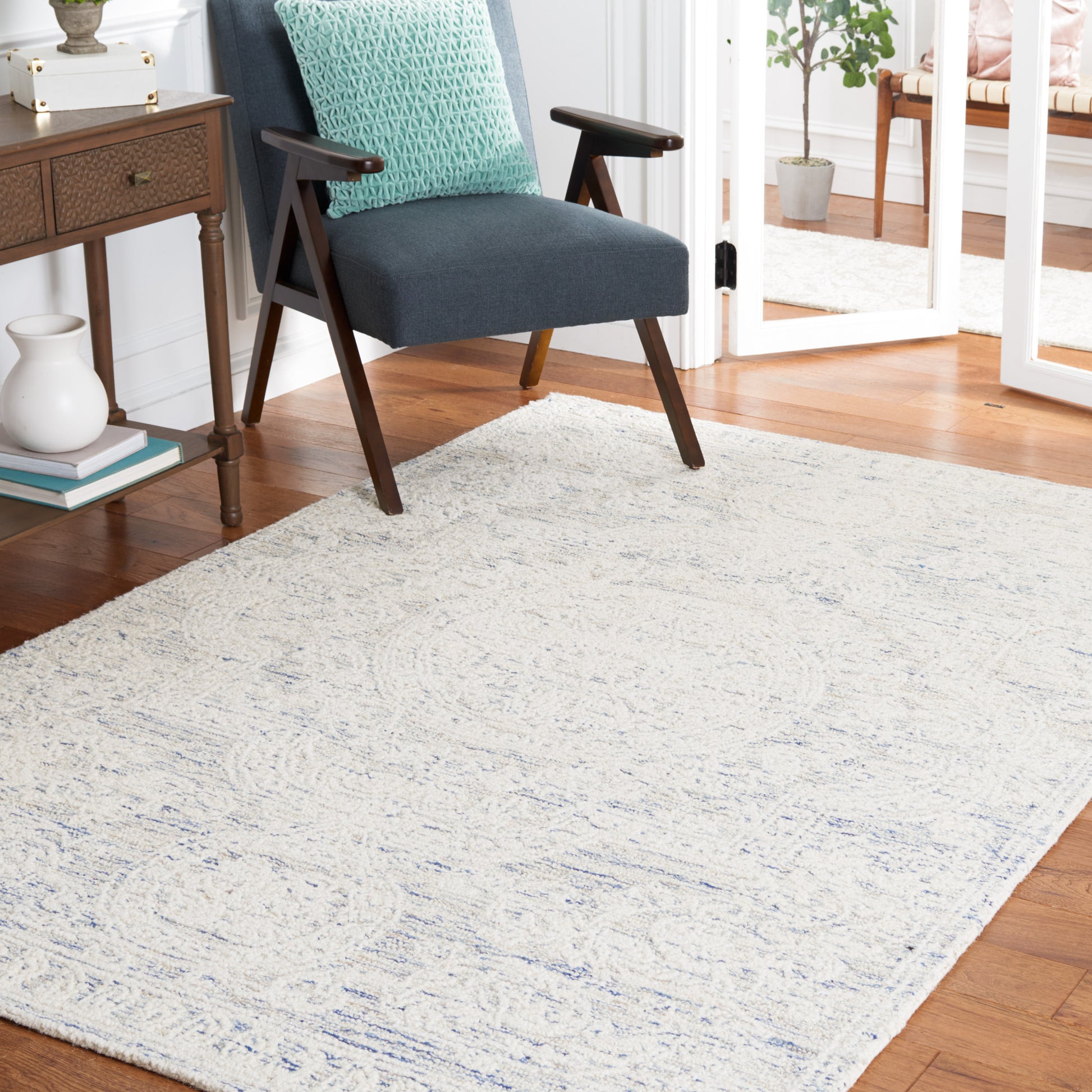 Safavieh Abstract Abt356M Ivory/Blue Area Rug