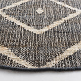 Safavieh Kilim 5'-0" x 5'-0" Rug in Charcoal / Natural