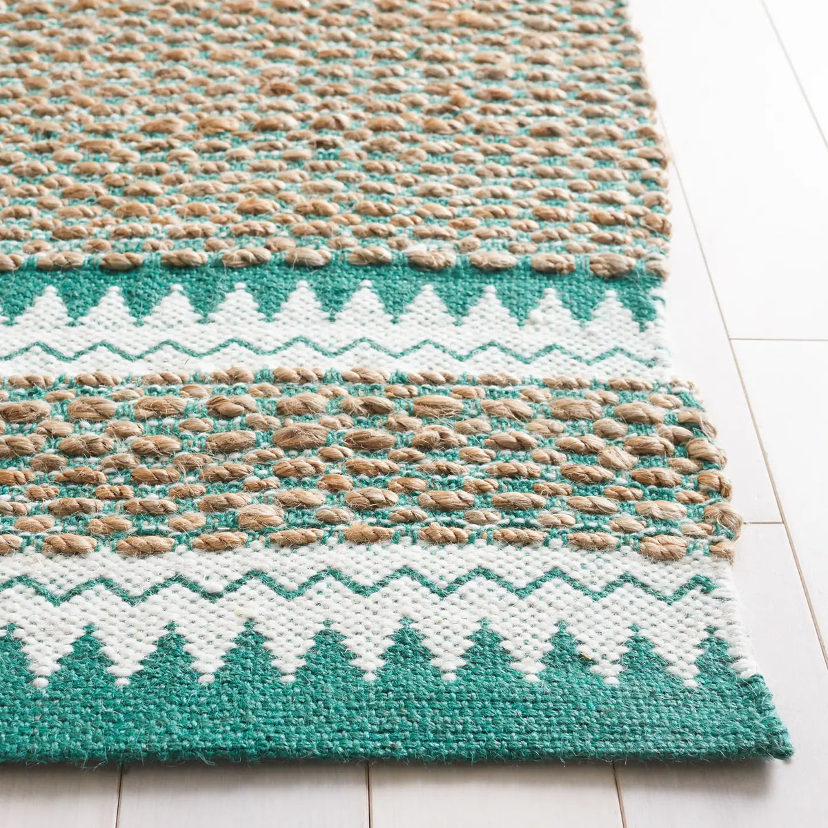 Safavieh Natural Fiber 4'-0" x 6'-0" Rug in Natural / Green