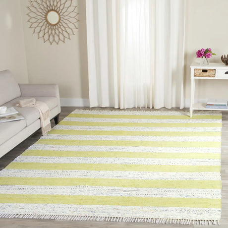 Safavieh Montauk 8'-0" x 10'-0" Rug in Ivory / Light Green