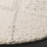 Safavieh Arizona Shag 6'-7" x 6'-7" Rug in Ivory / Grey