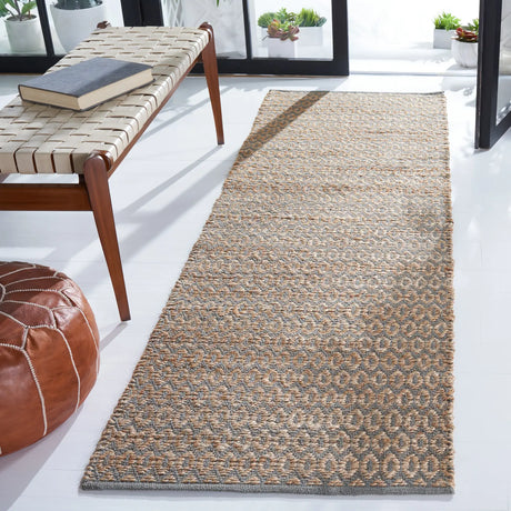 Safavieh Natural Fiber 2'-6" x 8'-0" Rug in Natural / Grey