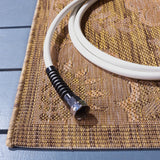 Safavieh Courtyard 4'-0" x 5'-7" Rug in Gold / Natural