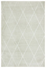 Safavieh Revive 4'-0" x 6'-0" Rug in Sage
