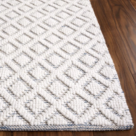 Safavieh Vermont 4'-0" x 6'-0" Rug in Ivory / Light Blue