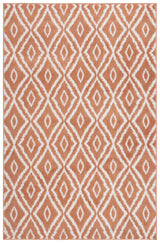 Safavieh Pyramid 4'-5" x 6'-5" Rug in Rust / Ivory