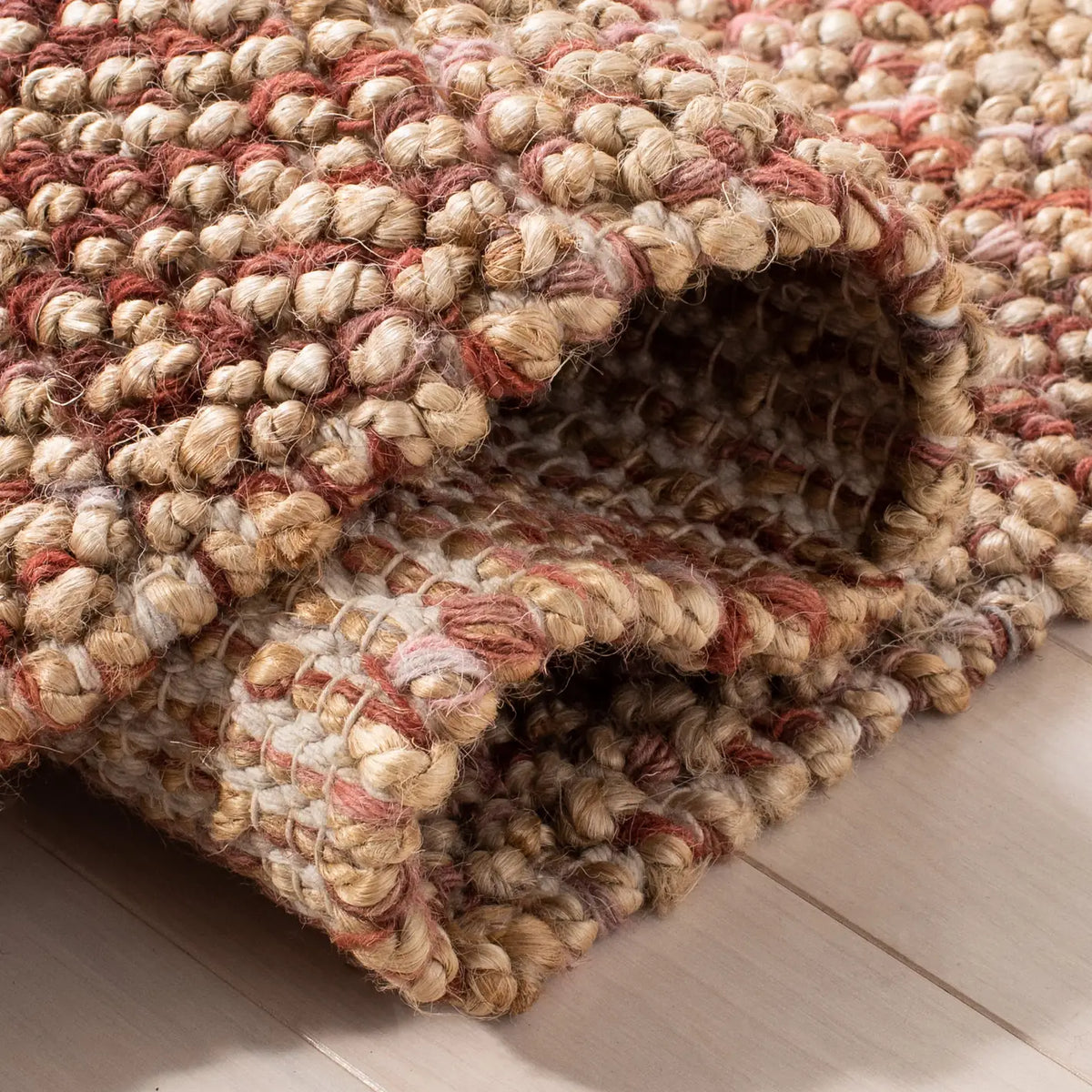 Safavieh Bohemian 4'-0" x 6'-0" Rug in Natural / Pink