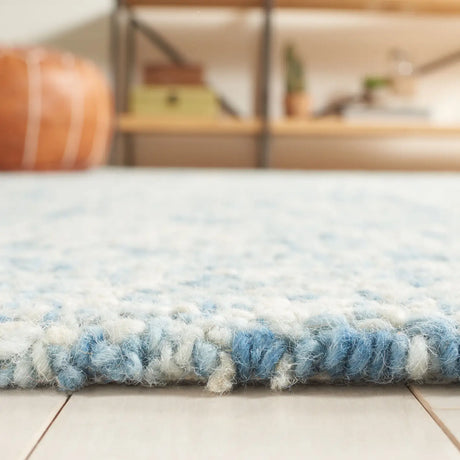 Safavieh Abstract 4'-0" x 6'-0" Rug in Blue / Ivory