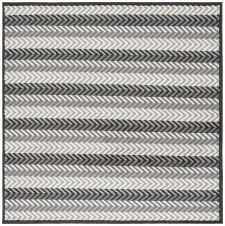 Safavieh Pyramid 6'-7" x 6'-7" Rug in Grey / Ivory Black
