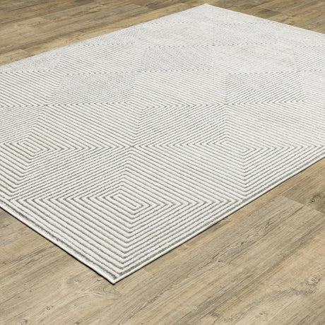 Oriental Weavers Montecito 8111W Grey/ White Rug - angle detail