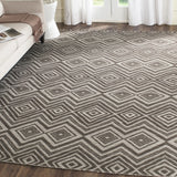 Safavieh Kilim 8'-0" x 10'-0" Rug in Grey / Light Grey