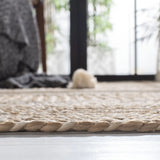 Safavieh Natural Fiber 4'-0" x 6'-0" Rug in Natural / Ivory
