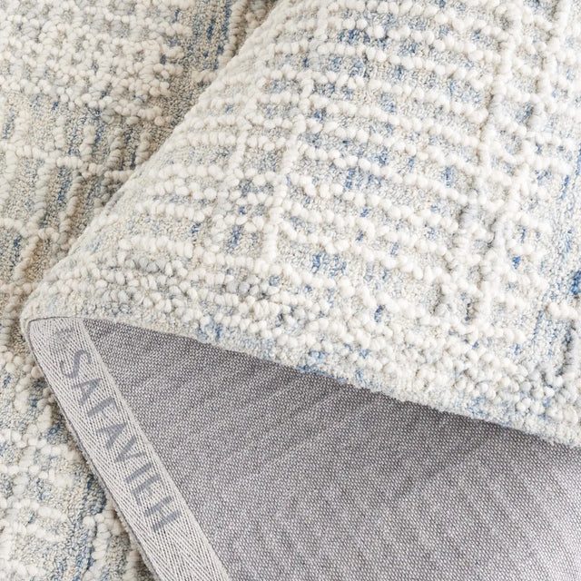Safavieh Abstract 4'-0" x 6'-0" Rug in Blue / Grey