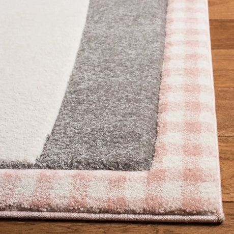 Safavieh Carousel Kids 100 4'-0" x 6'-0" Rug in Pink / Grey