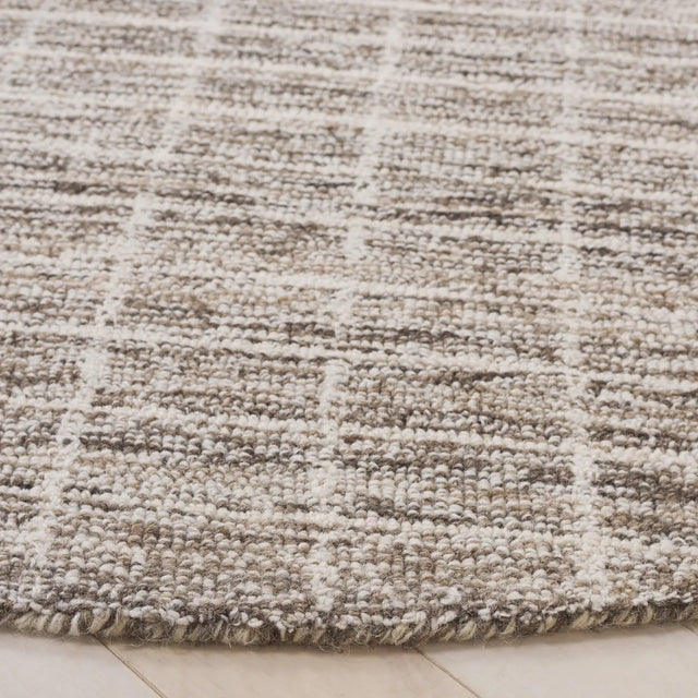 Safavieh Ebony 6'-0" x 6'-0" Rug in Natural / Grey