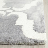 Safavieh Dip Dye 6'-0" x 9'-0" Rug in Grey / Ivory