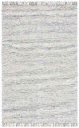 Safavieh Natura 4'-0" x 6'-0" Rug in Blue / Ivory
