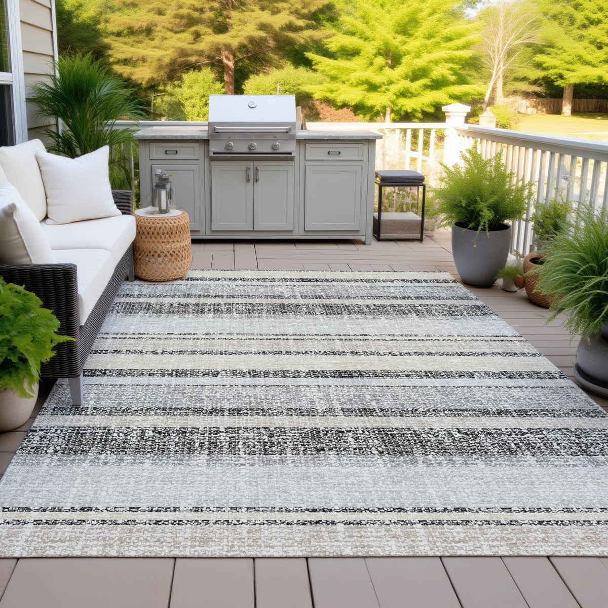 Addison Chantille ACN2122 Stripes Machine Made Transitional Black Rug