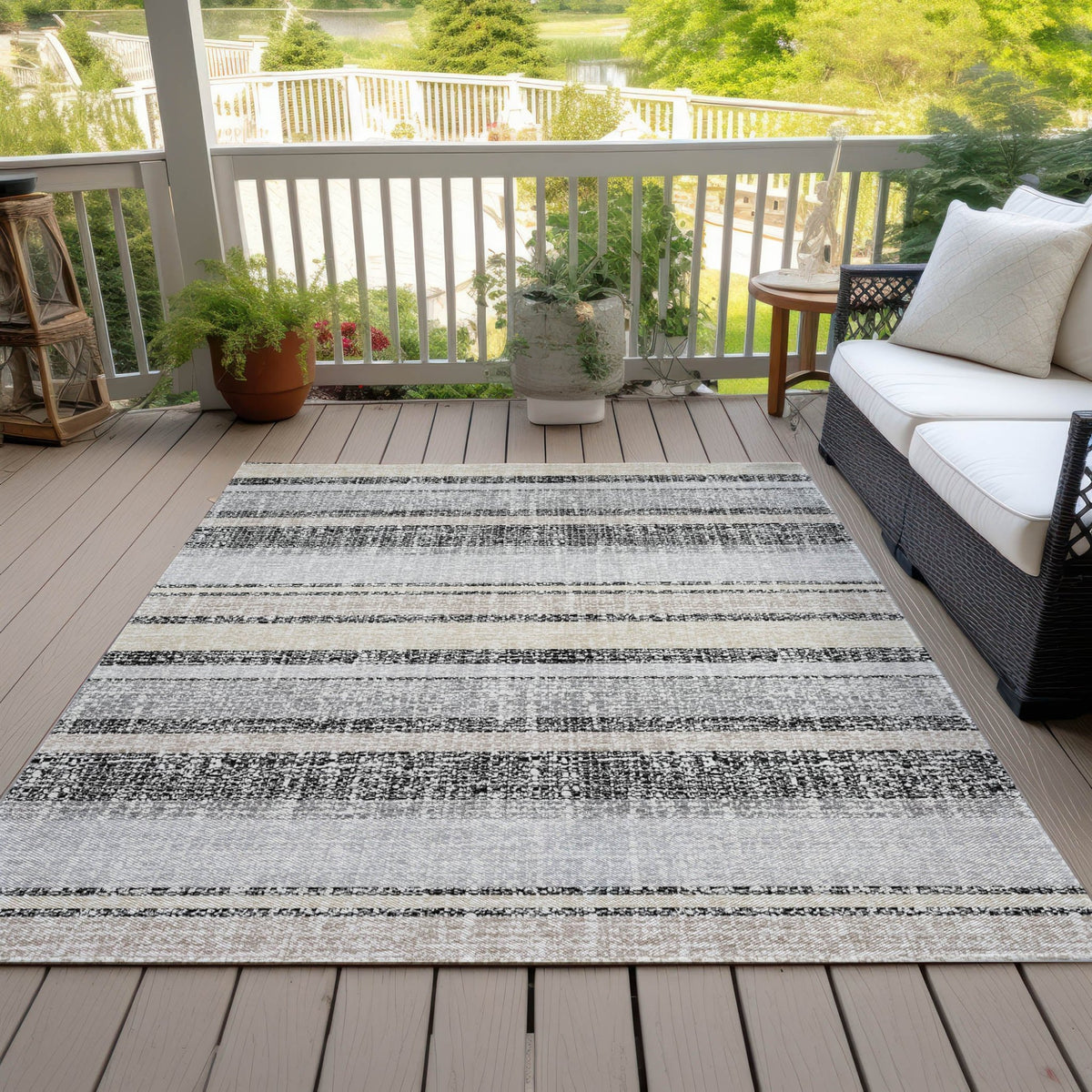Addison Chantille ACN2122 Stripes Machine Made Transitional Black Rug