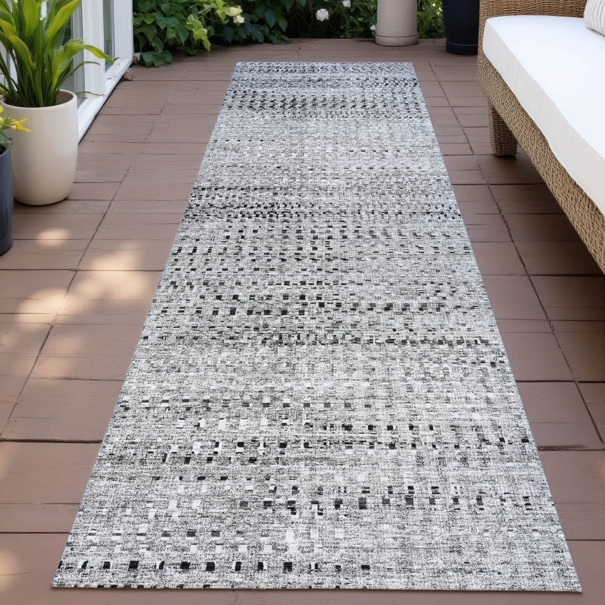 Addison Chantille ACN2137 Stripes Machine Made Transitional Gray Rug