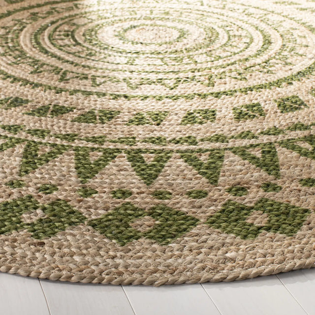 Safavieh Natural Fiber 5'-0" x 5'-0" Rug in Green / Natural