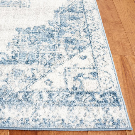 Safavieh Layla 4'-5" x 6'-5" Rug in Ivory Grey / Blue