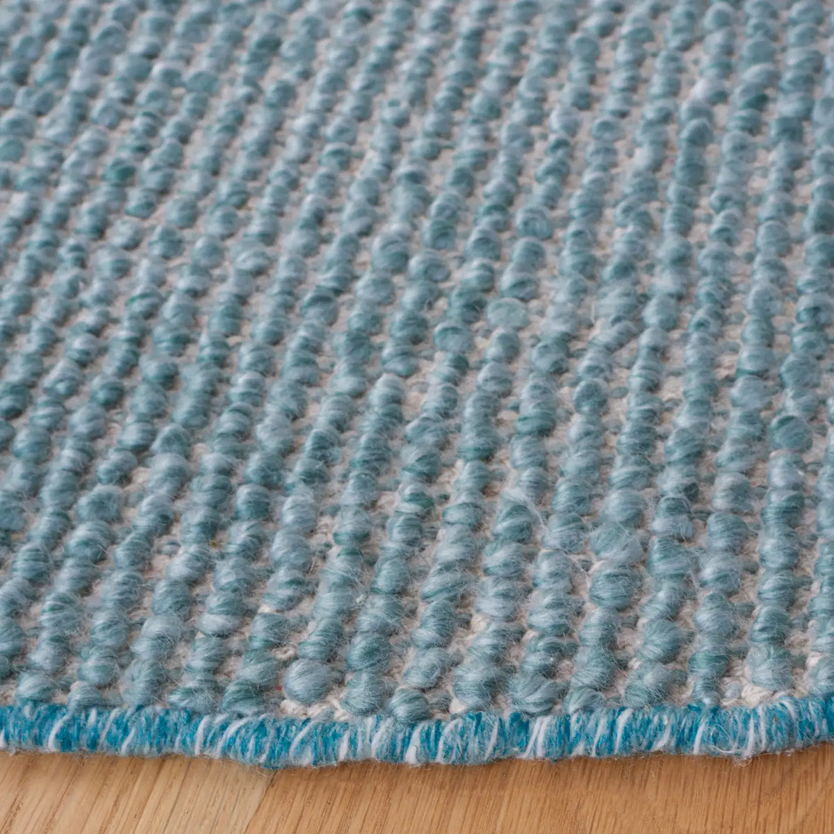 Safavieh Natura 6'-0" x 6'-0" Rug in Turquoise / Ivory
