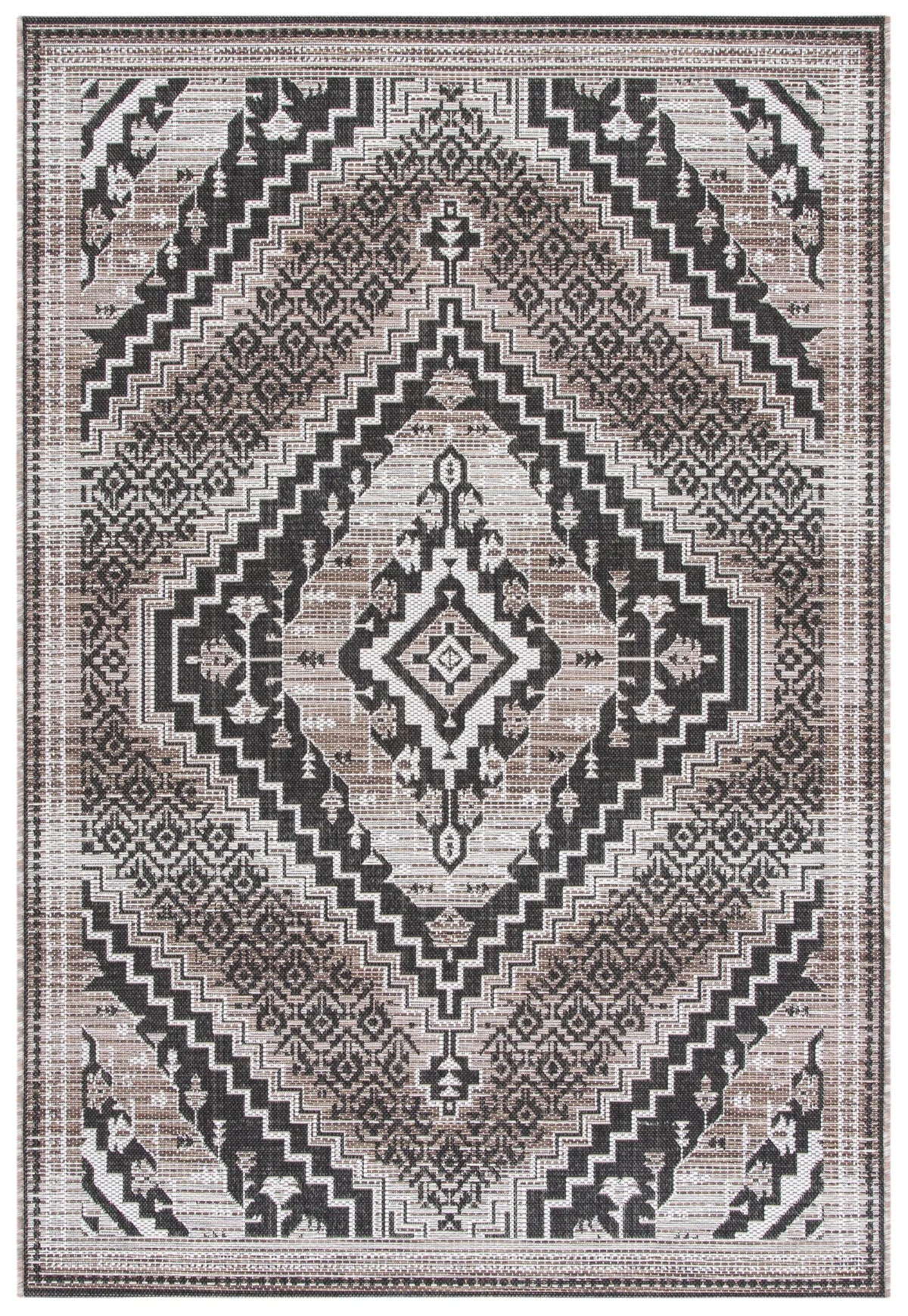 Safavieh Havana 4'-5" x 6'-5" Rug in Light Brown / Black