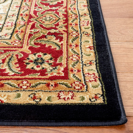 Safavieh Lyndhurst 4'-0" x 6'-0" Rug in Black / Red