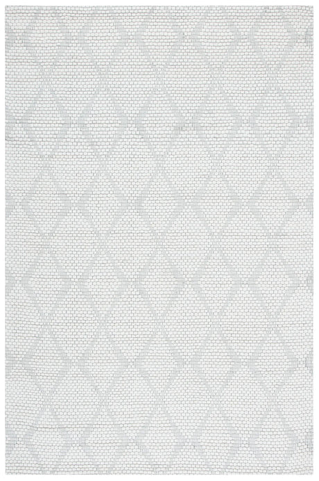 Safavieh Marbella 4'-0" x 6'-0" Rug in Ivory