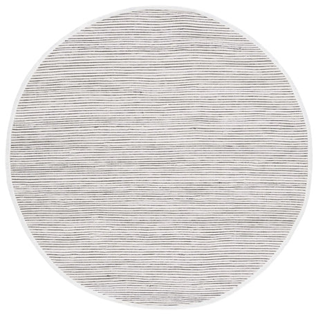 Safavieh Montauk 6'-0" x 6'-0" Rug in Brown / Ivory