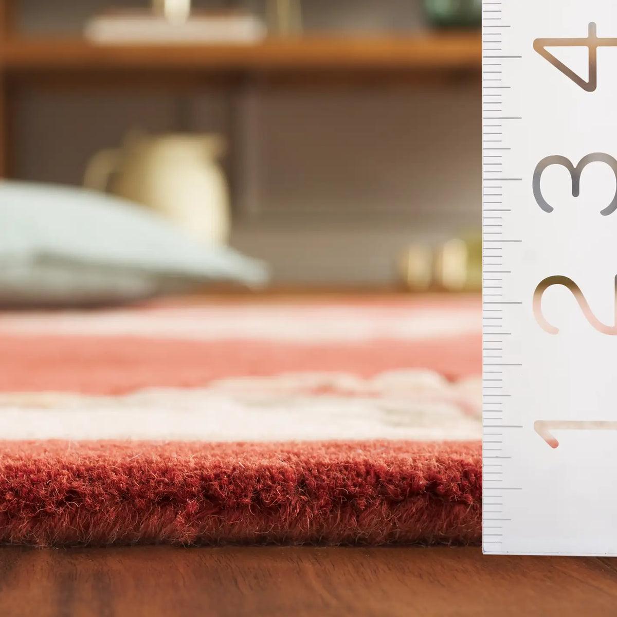Safavieh Aubusson 4'-0" x 6'-0" Rug in Rust / Ivory