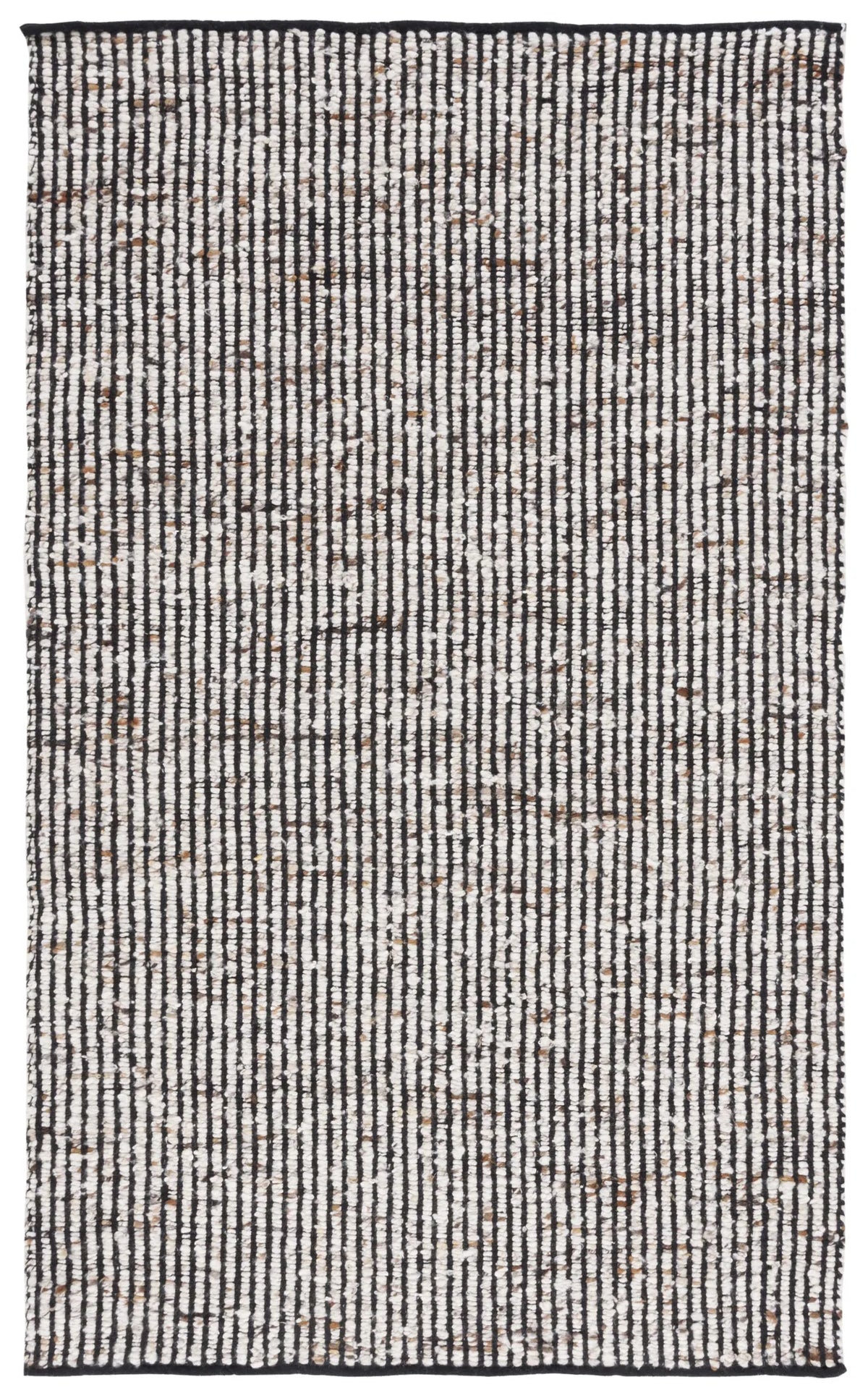 Safavieh Natura 4'-0" x 6'-0" Rug in Black / Ivory