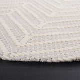 Safavieh Marbella 6'-0" x 6'-0" Rug in Ivory / Beige