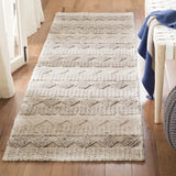 Safavieh Natura 2'-3" x 8'-0" Rug in Beige / Ivory